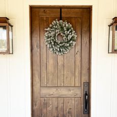 Wreath Blue Spruce Frosted