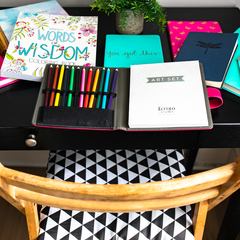 Eccolo Happy Life Art Pencil Set Pink Lifestyle