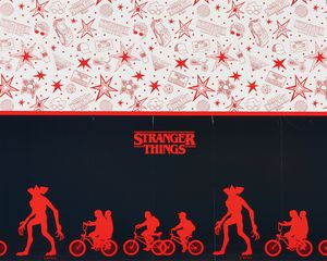 Stranger Things Plastic Table Cover, 54